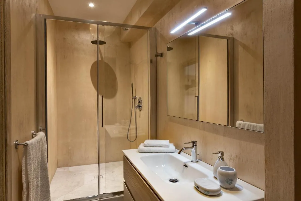 Iconic Luxury Suites Abbiadori 0*,